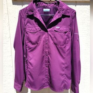 Columbia women's Omni shade button up size medium